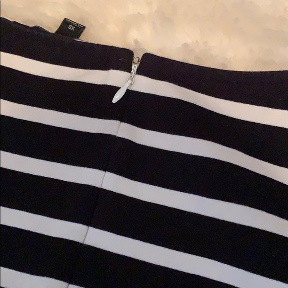 J. Crew black and white stripe dress 🖤🖤 - Picture 8 of 8